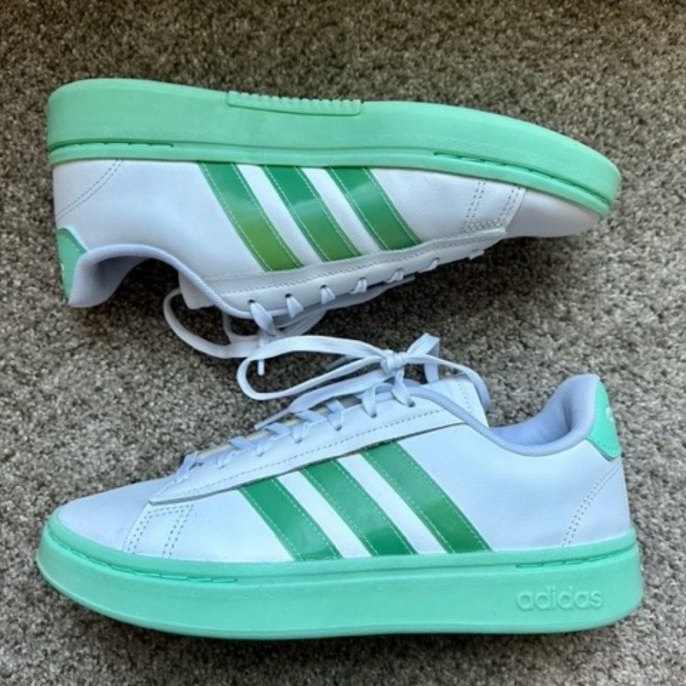 Adidas Grand Court Alpha, Women's Size 9.5, Never worn